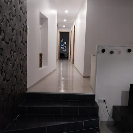 Le Murmure Du Ruisseau - Piece De Vie 60 M2 - Terrasse 30 M2 - 2 Wc *