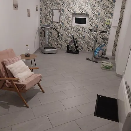 Le Murmure Du Ruisseau - Piece De Vie 60 M2 - Terrasse 30 M2 - 2 Wc Semeries