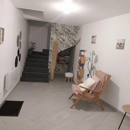 Hébergement de vacances Le Murmure Du Ruisseau - Pièce De Vie 60 M2 - Terrasse 30 M2 - 2 Wc Sémeries