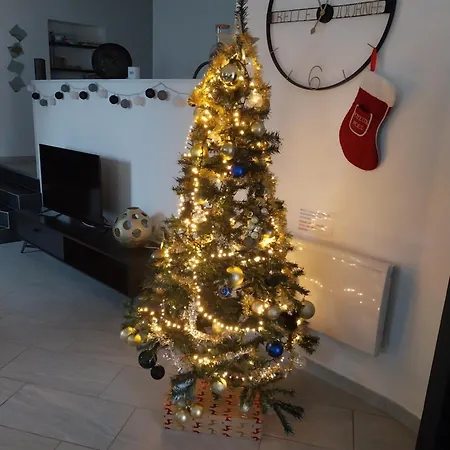 Feriehus Le Murmure Du Ruisseau - Piece De Vie 60 M2 - Terrasse 30 M2 - 2 Wc Sémeries