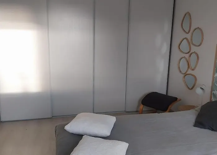Le Murmure Du Ruisseau - Pièce De Vie 60 M2 - Terrasse 30 M2 - 2 Wc *