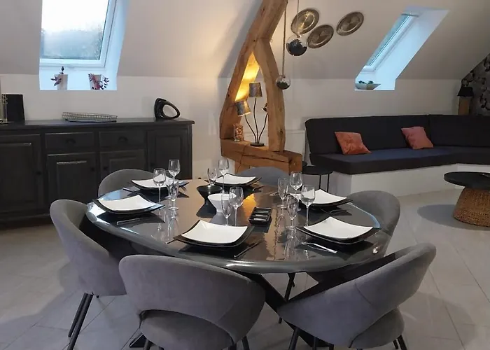 Le Murmure Du Ruisseau - Pièce De Vie 60 M2 - Terrasse 30 M2 - 2 Wc