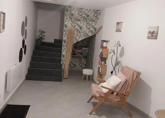 Hébergement de vacances Le Murmure Du Ruisseau - Pièce De Vie 60 M2 - Terrasse 30 M2 - 2 Wc Sémeries