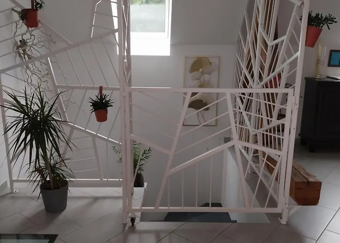 Le Murmure Du Ruisseau - Pièce De Vie 60 M2 - Terrasse 30 M2 - 2 Wc *